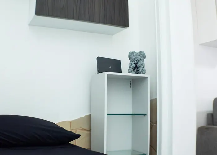 Azzurra Apartment